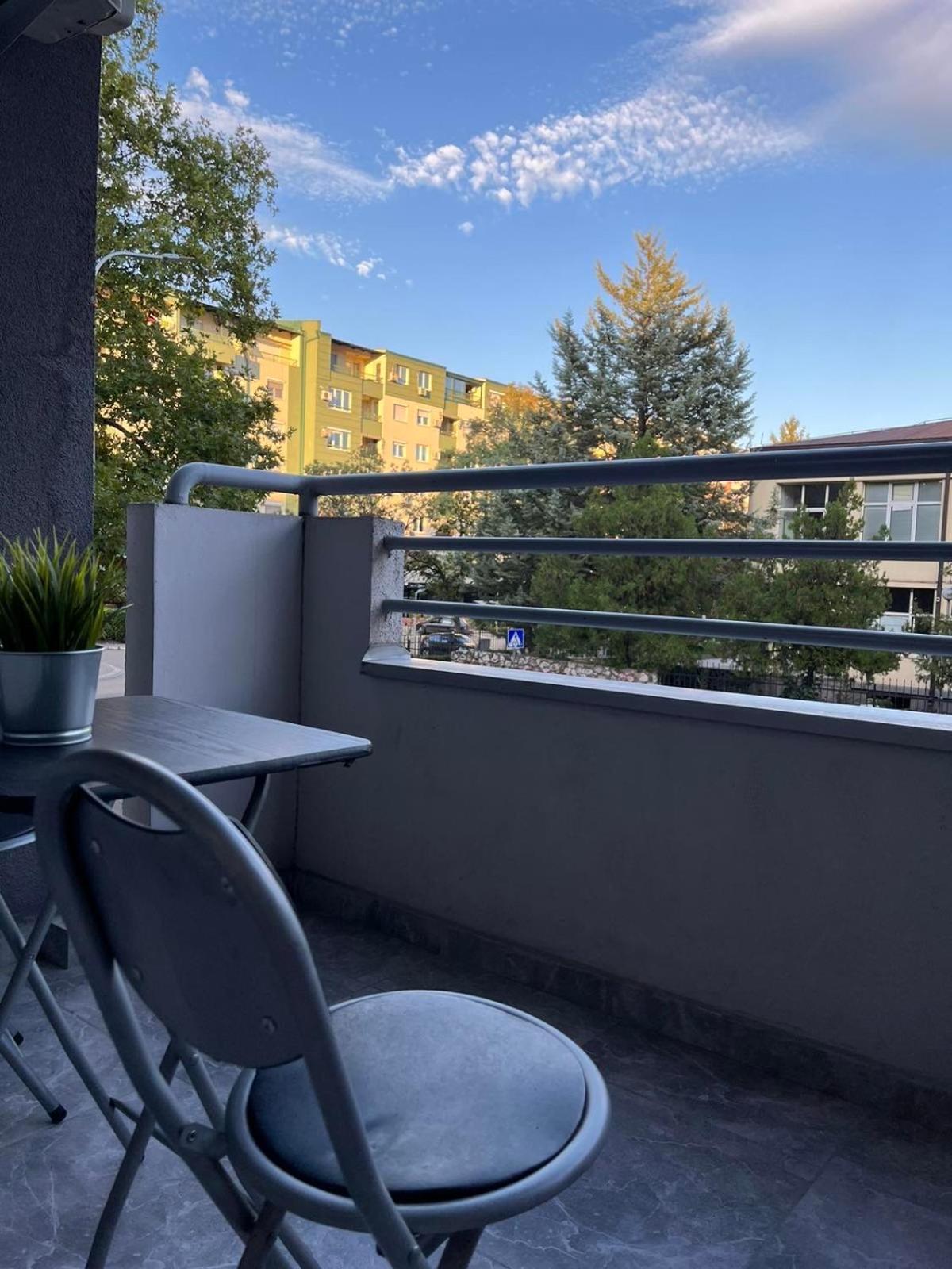 Best Value-Apartment In Skopje Esterno foto