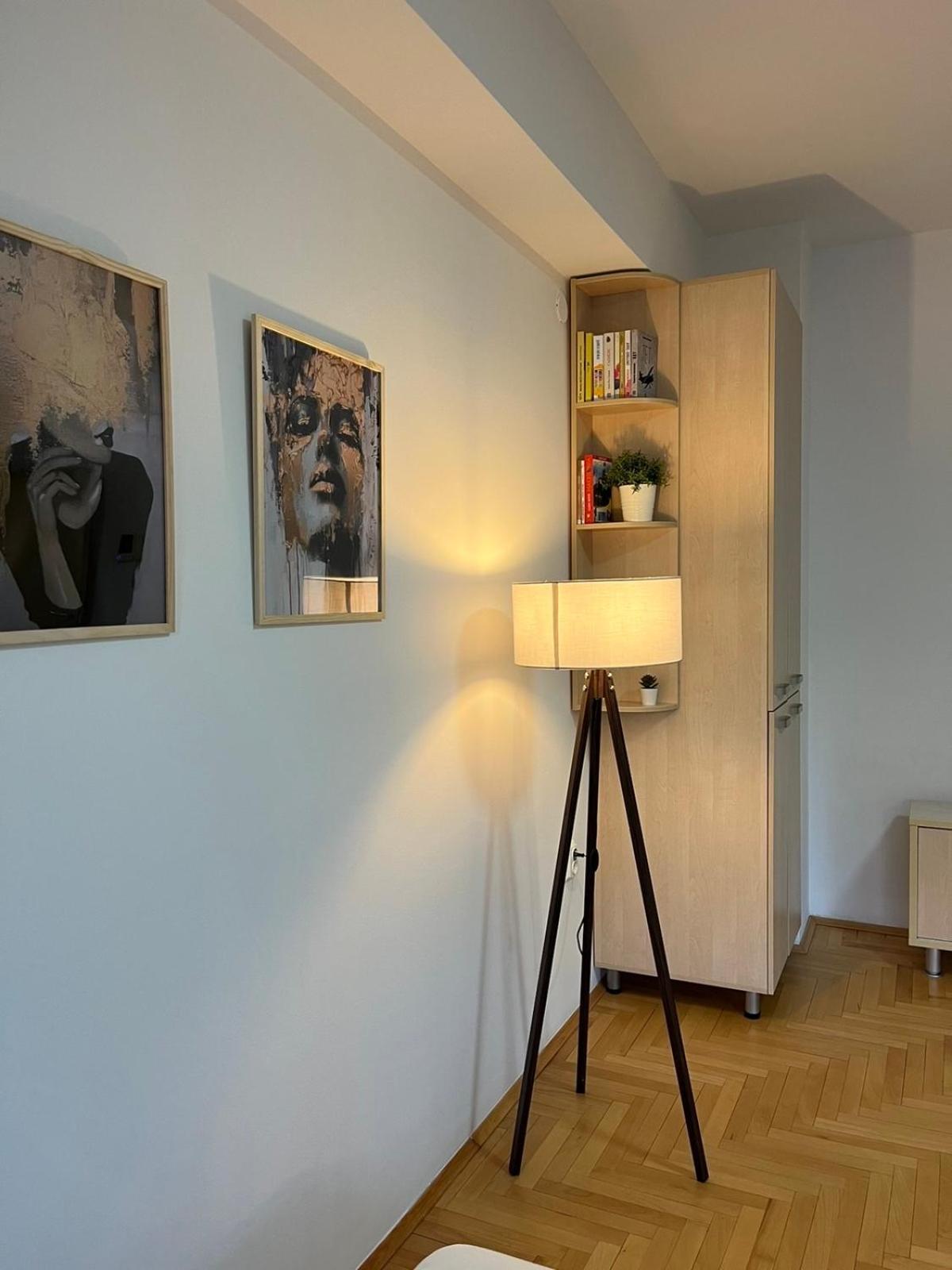 Best Value-Apartment In Skopje Esterno foto