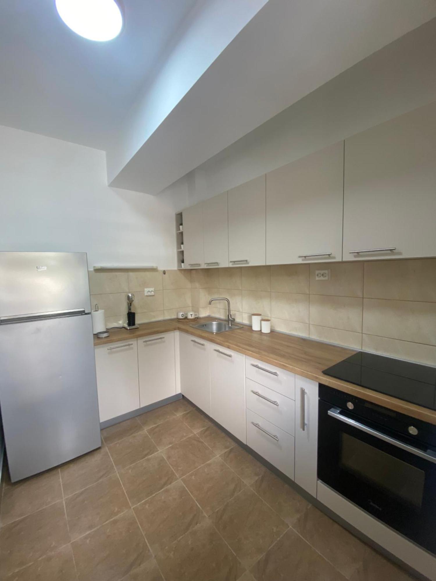 Best Value-Apartment In Skopje Esterno foto